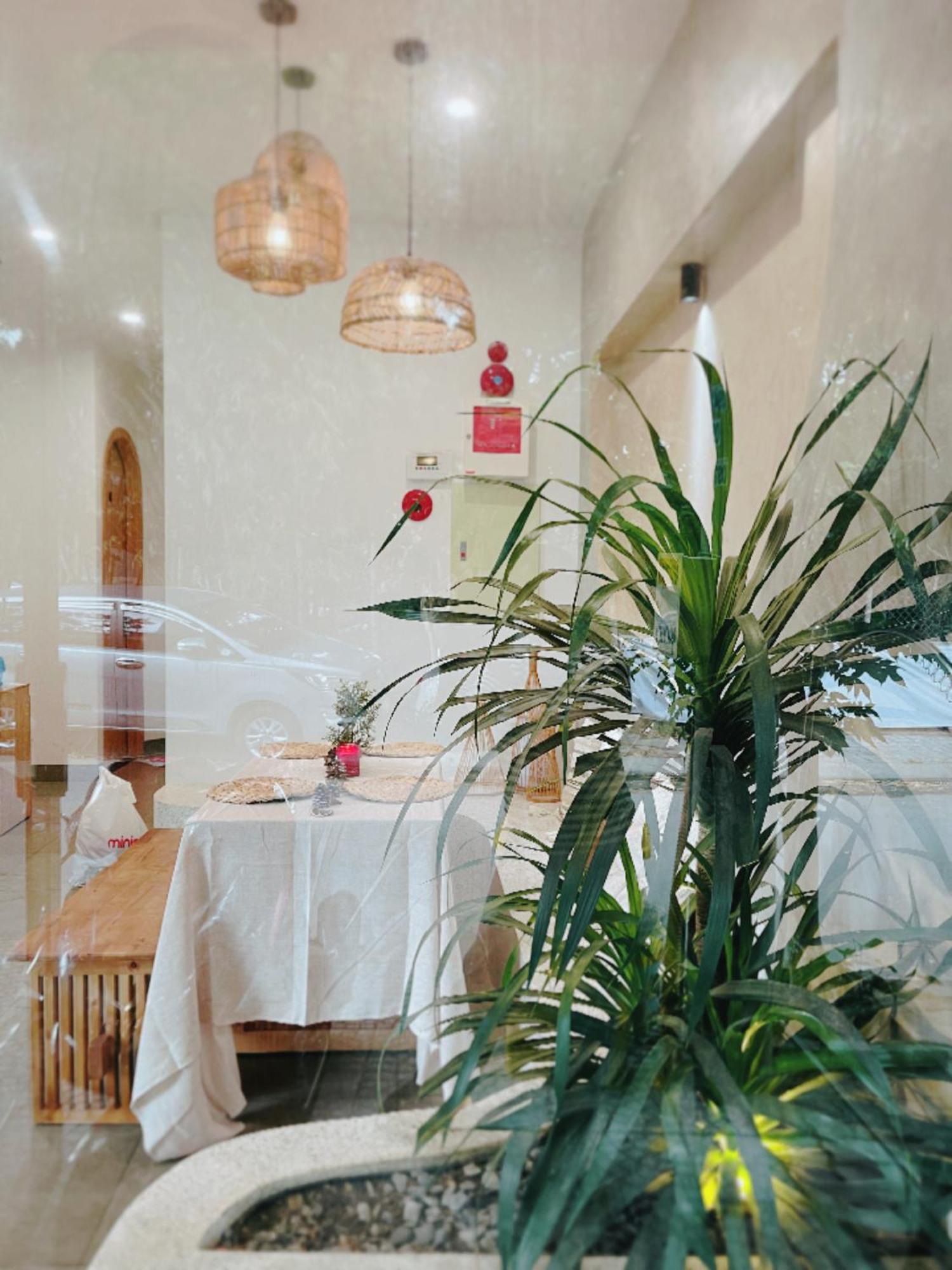 Baphu - 5br - 5 Mins Walk To My Khe Da Nang