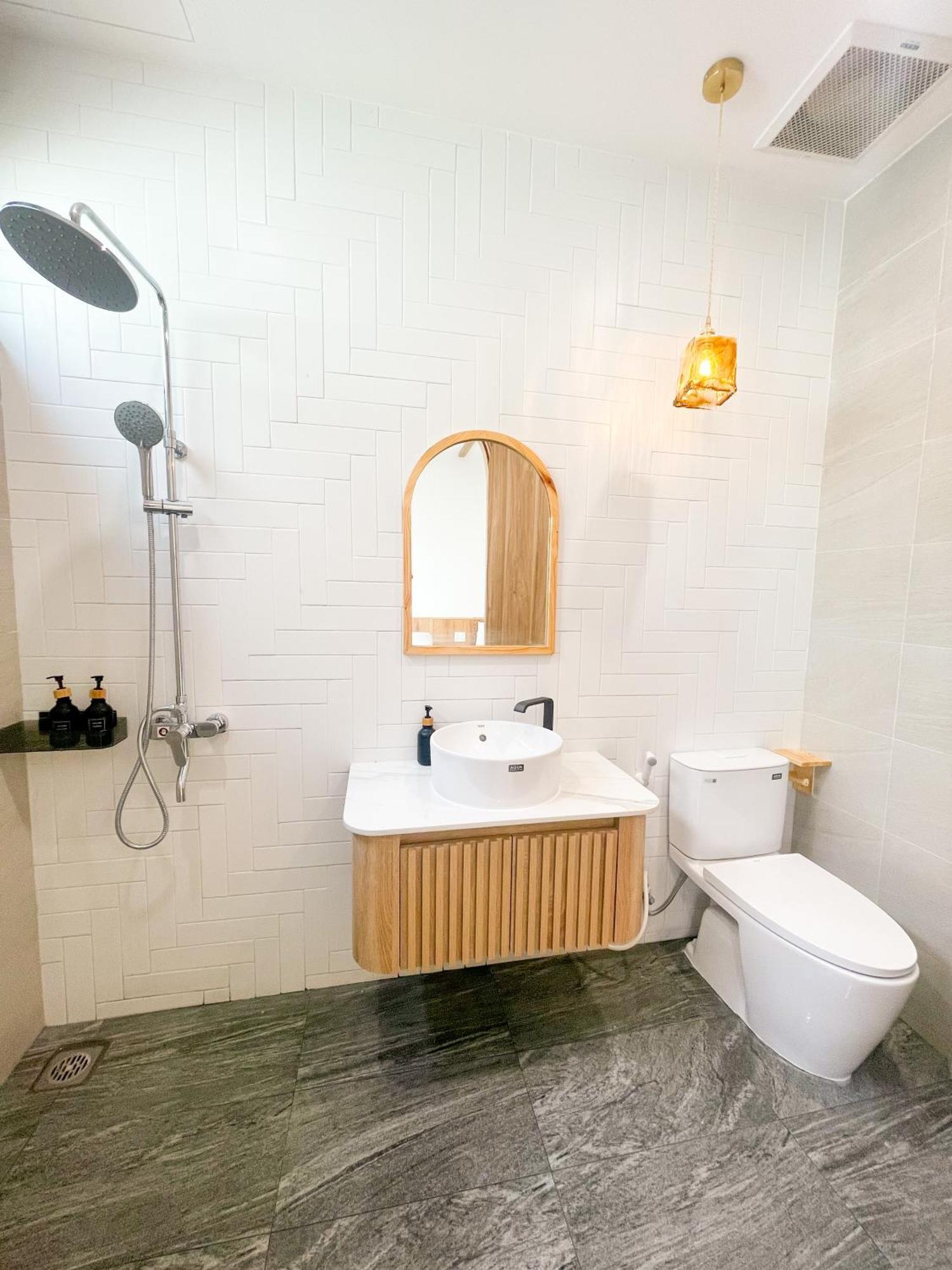 Baphu - 5br - 5 Mins Walk To My Khe Apartment