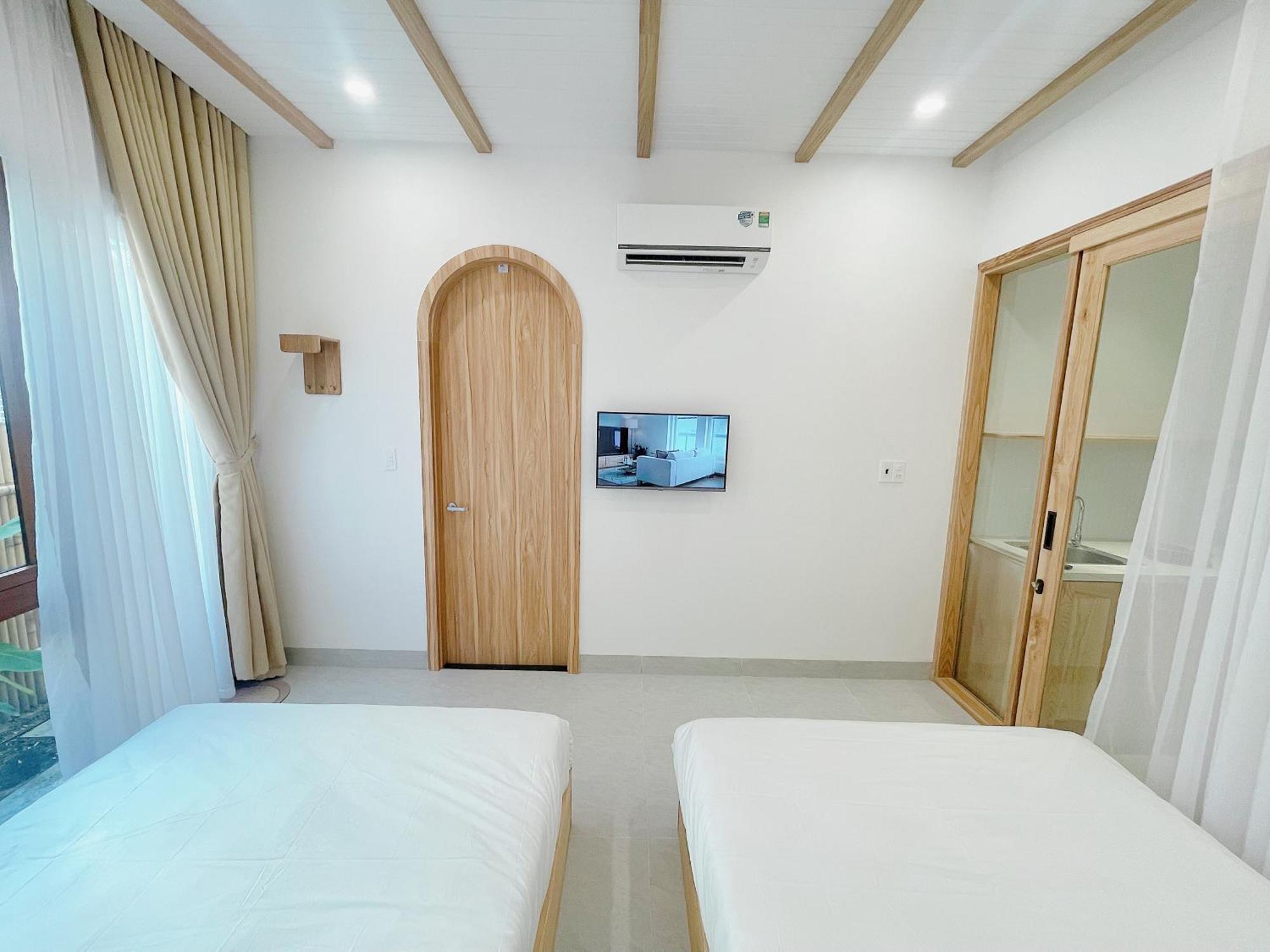 Baphu - 5br - 5 Mins Walk To My Khe Apartment Da Nang
