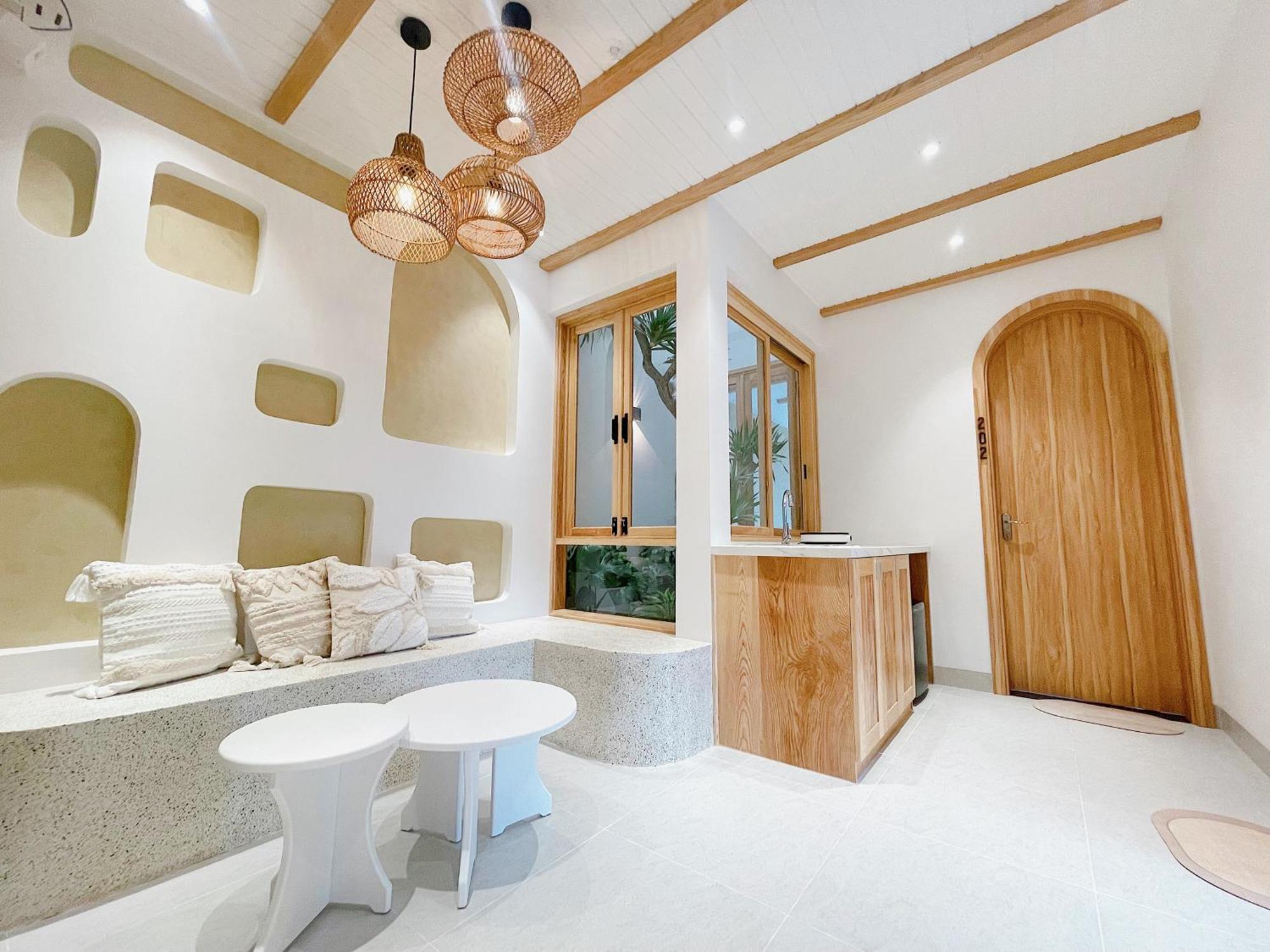 Baphu - 5br - 5 Mins Walk To My Khe Da Nang