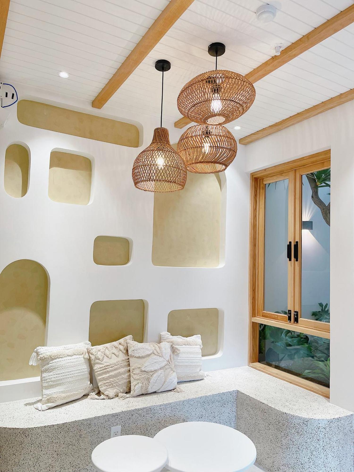 Baphu - 5br - 5 Mins Walk To My Khe * Da Nang